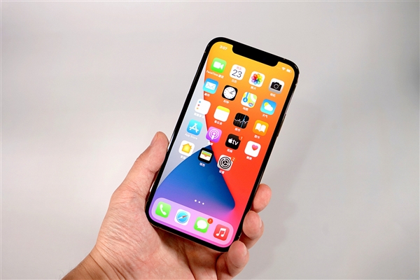 成都苹果手机维修分享iOS 14.2修订版已到，专属iPhone 12系列 