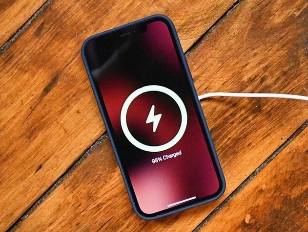成都苹果手机维修分享iPhone 12可以随便充电吗 